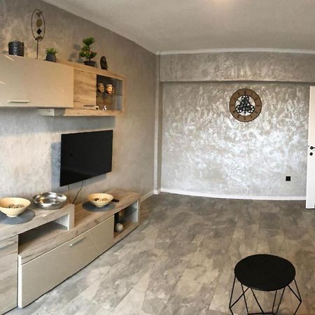 Alfredo Apartament Buzău Extérieur photo