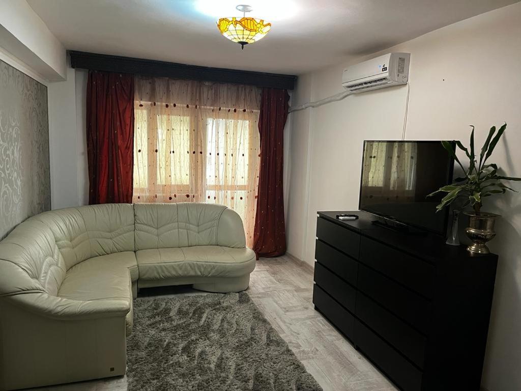 Alfredo Apartament Buzău Extérieur photo